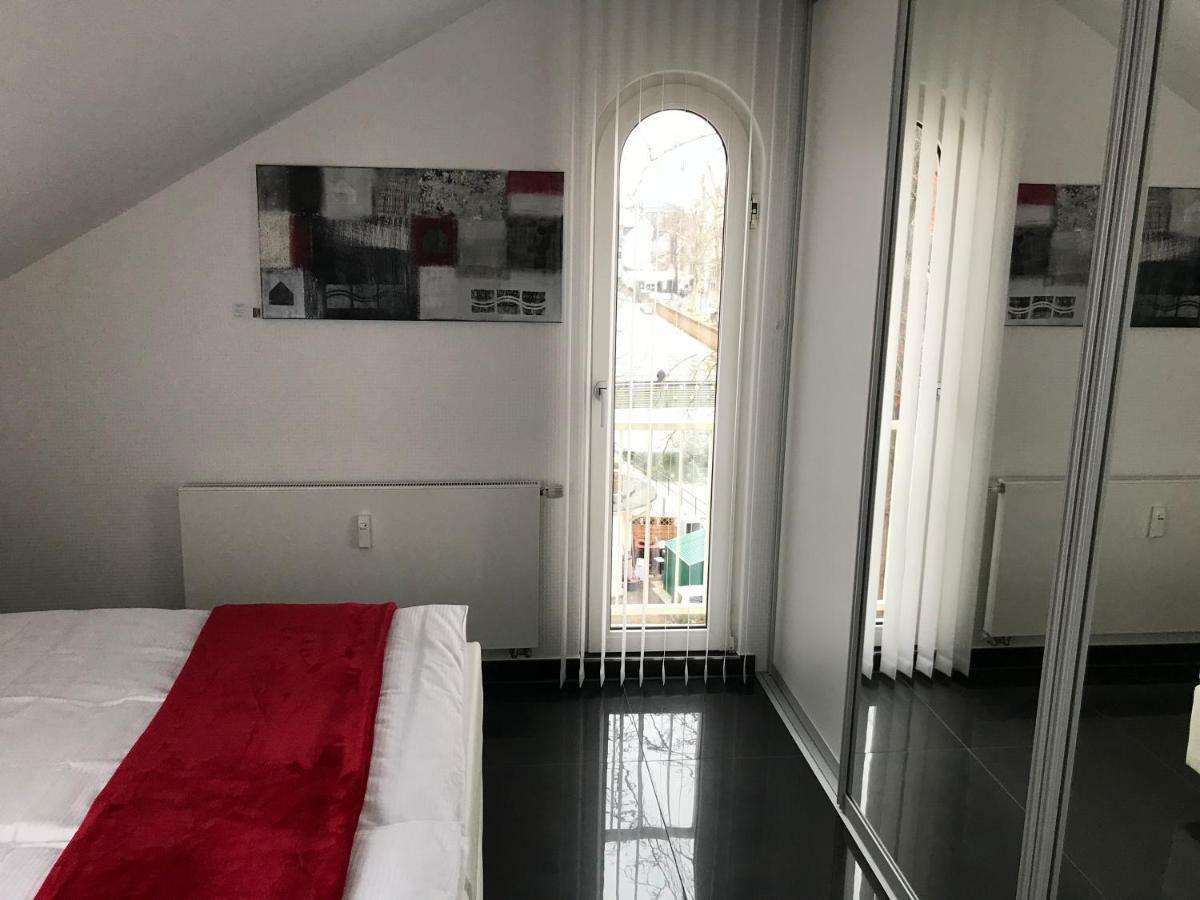 Luxus-Appartement Im Herzen Der Stadt บาดครอยซ์นาค ภายนอก รูปภาพ